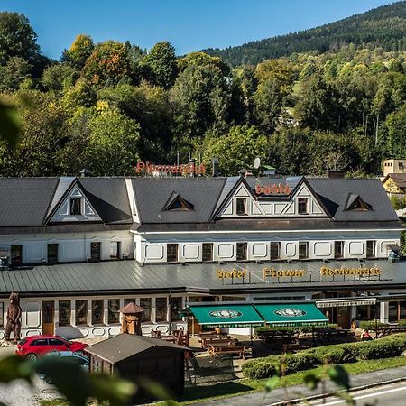 Hotel Pivovarska Basta Vrchlabí エクステリア 写真